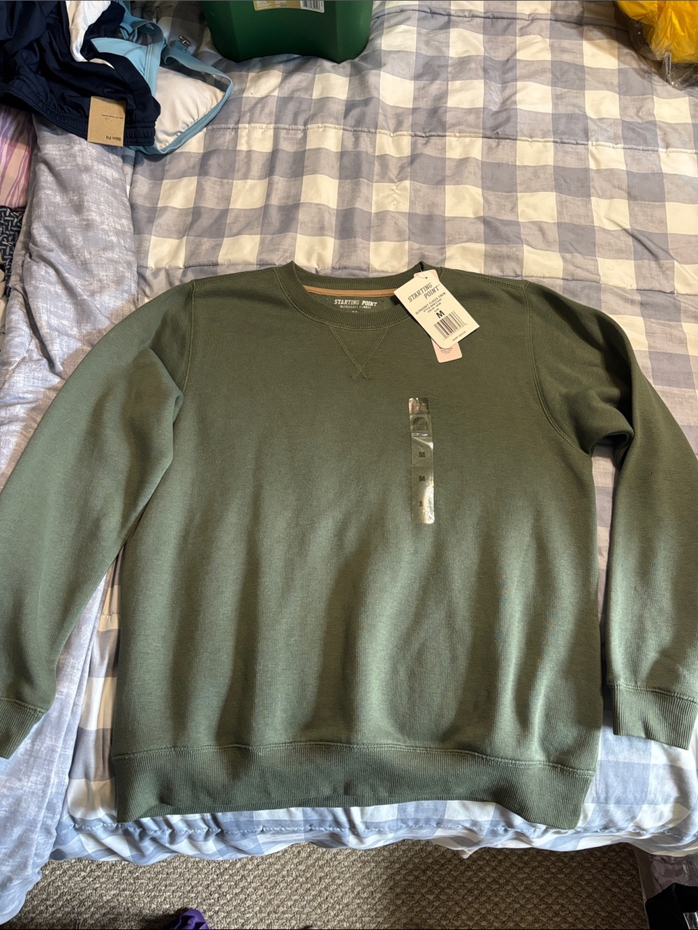 Staple Crewneck Sweatshirt in Olive